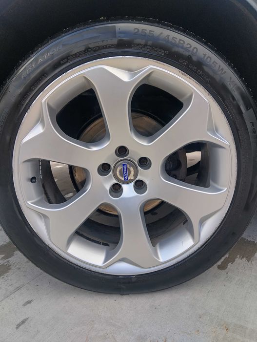 Джанти 5х108 20 с гуми 255/45 r20