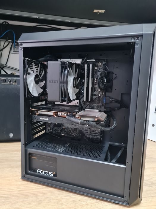 Геймърски компютър i5 11400f