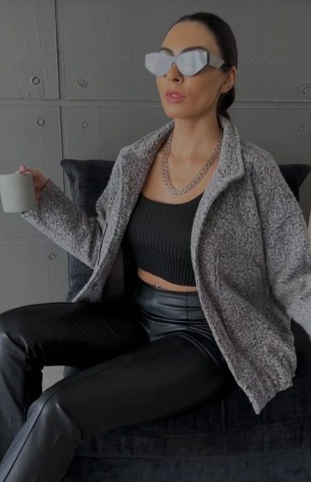 Geacă superbă nouă