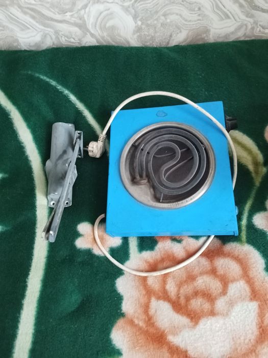 Электро плитка и машинка для мешков