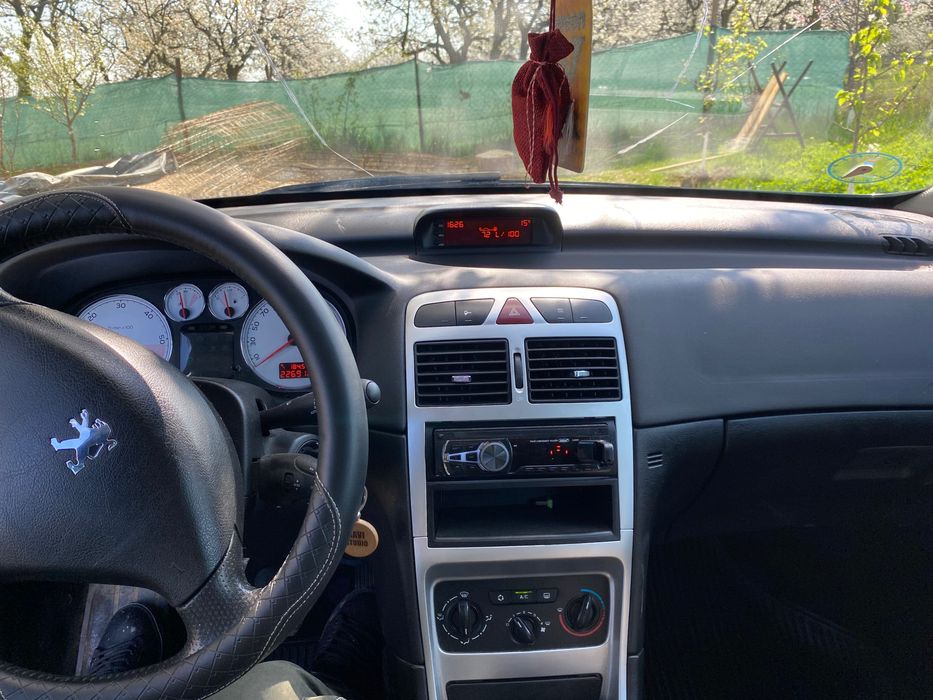 Vând Peugeot 307 HDI