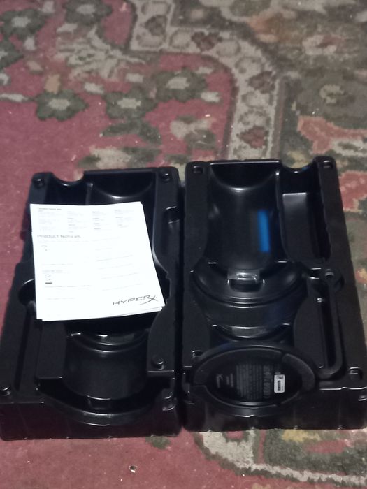 Микрофон HyperX Quadcast