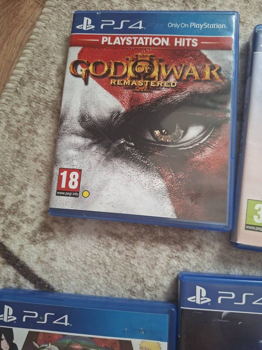 Продавам игри за PS 4