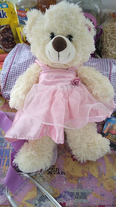 Vând jucarii pentru copiii ieftin la 200 de lei