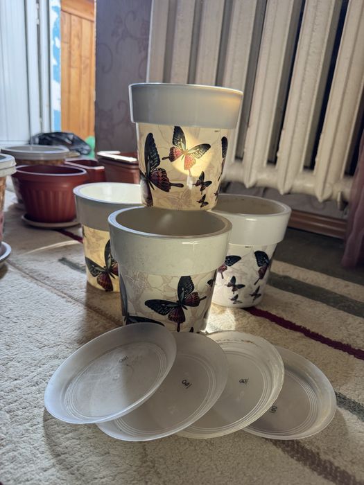 Продам горшки для цветов