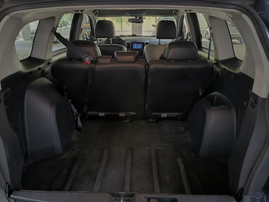 Mitsubishi Outlander 2.0d  6ск