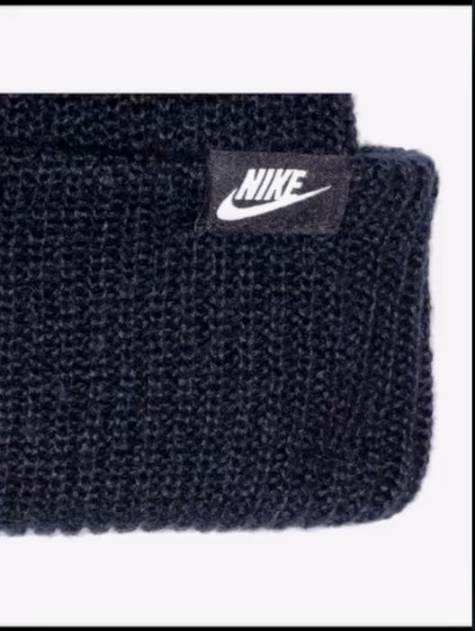 Продам шапку Nike Acg оригинал