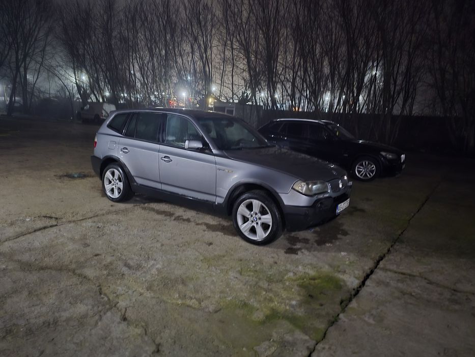 Dezmembrez BMW X3 2004 3.0 diesel Cutie manuala