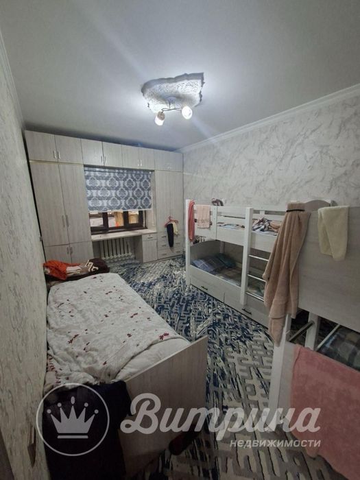 Продается 4 комнатная квартира Юнусабад 16 квартал.