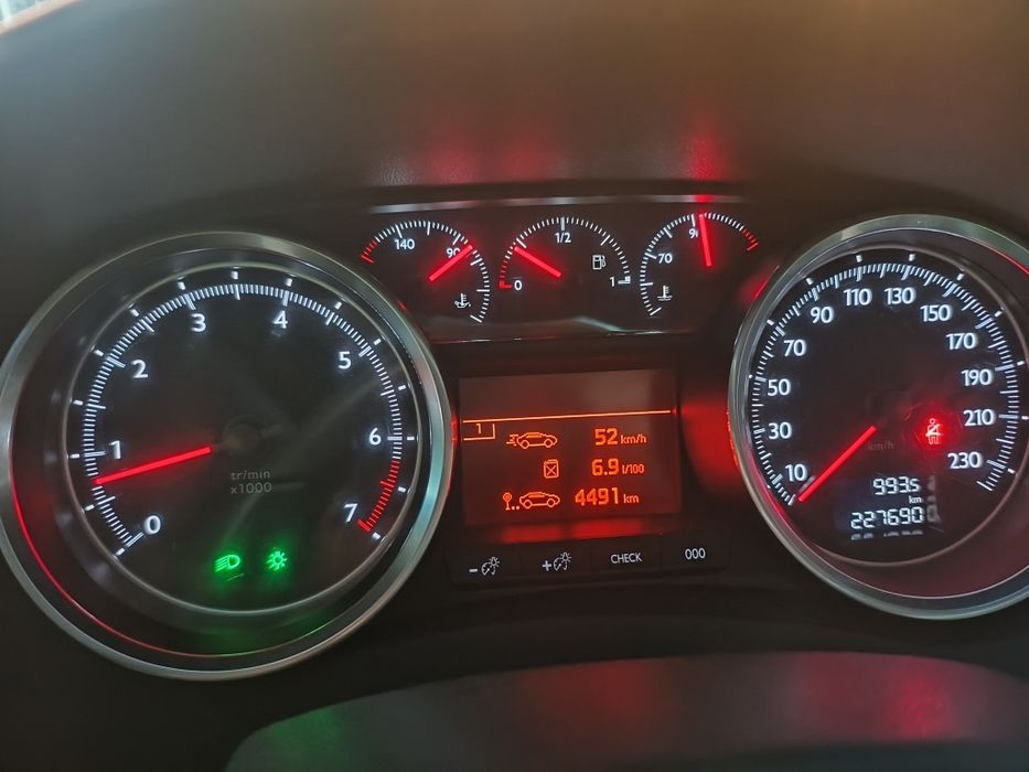 Peugeot 508 1.6 THP 2011