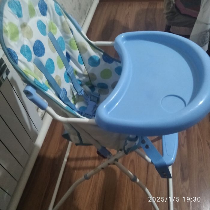 Детский  стулчик  в отличном состоянии