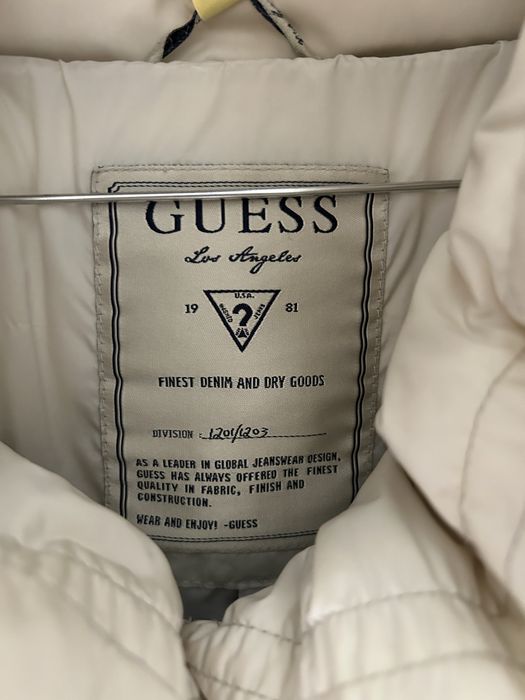 Дамско зимно яке Guess