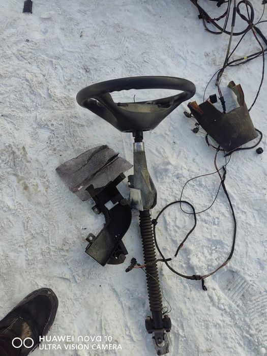 Продам Ауди  100 с4 запчасти