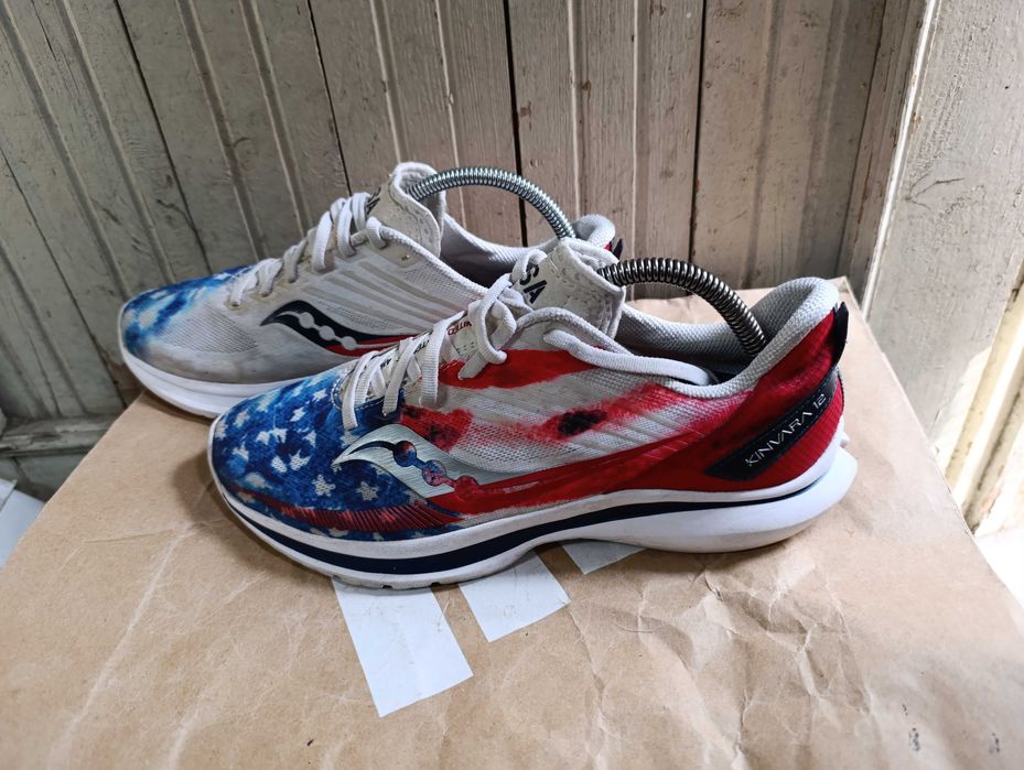 Saucony Kinvara 12 'ViZiPRO USA Flag''оригинални мъжки маратонки 43 н
