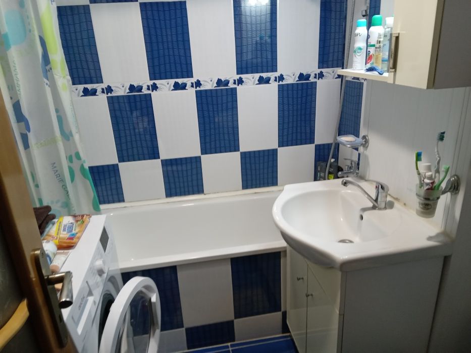 Apartament de închiriat