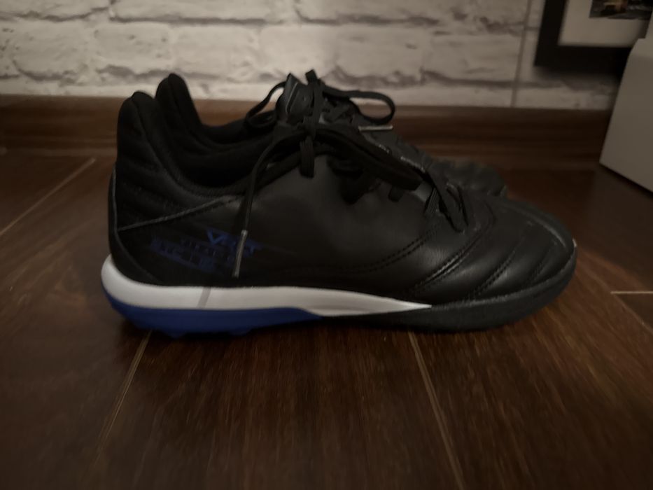 Ghete Fotbal din piele marimea 38