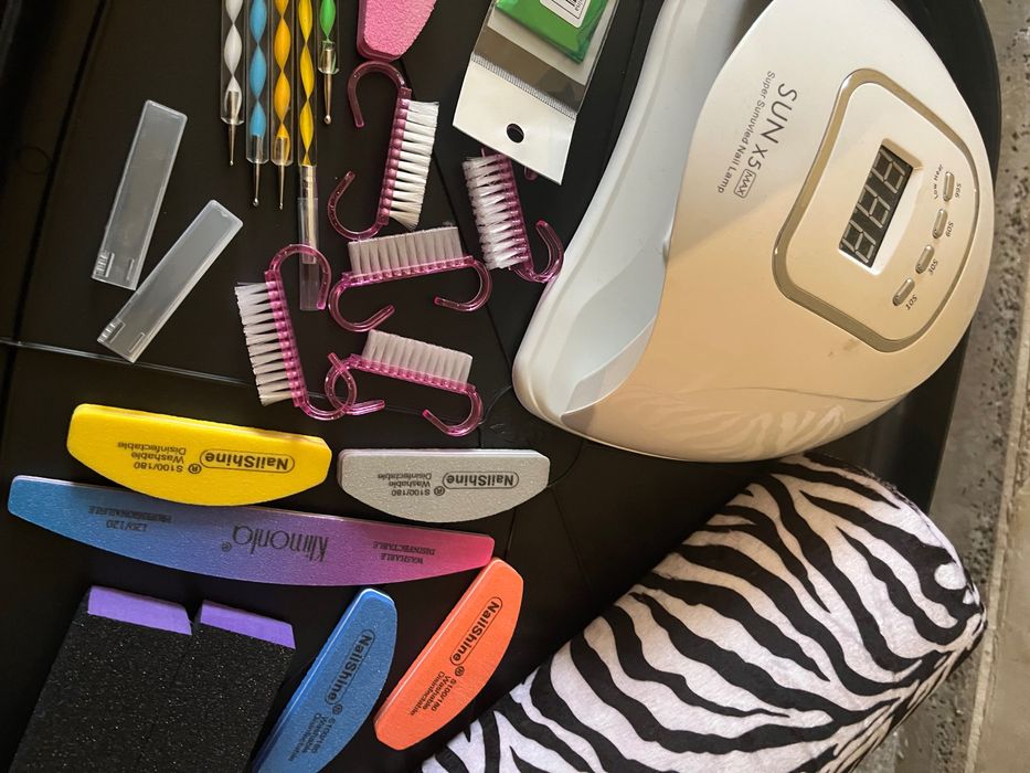 Лот за маникюр печка и д-р