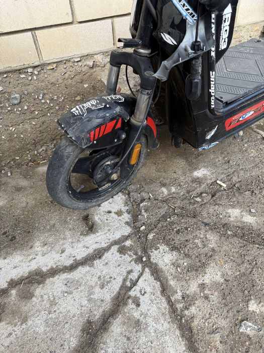 Продам на запчасти электромотоцикл