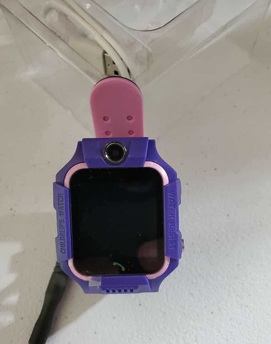 Водоустойчив детски 2G смарт часовник с вградена камера