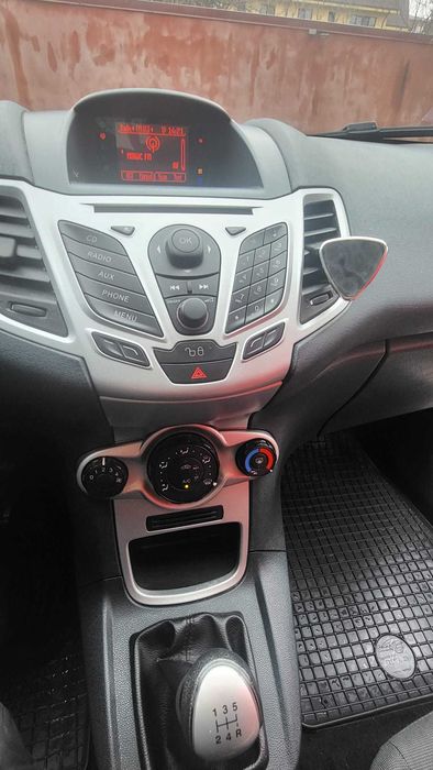 Vand Ford Fiesta 1.4 - 2012