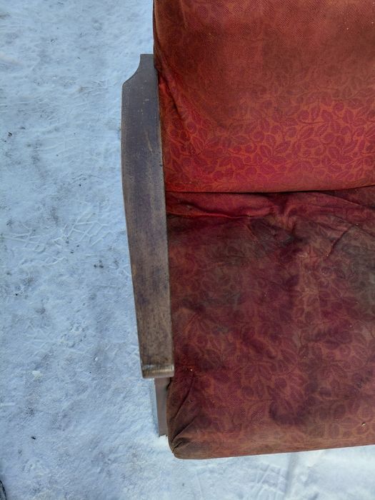 Продам  кресло  советских  времен