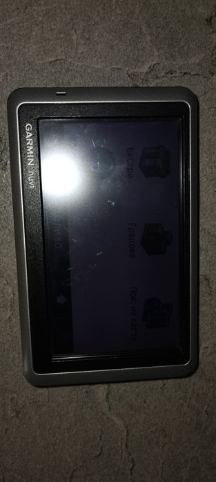 Продавам навигация Garmin nuvi 1350