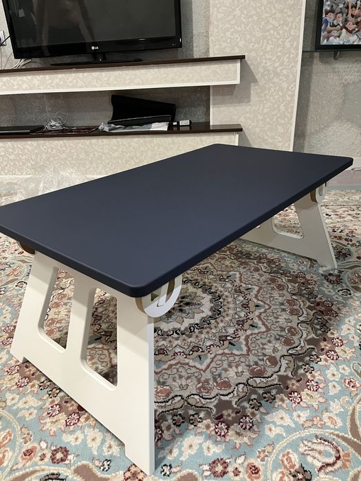 Складной стол для ноутбука