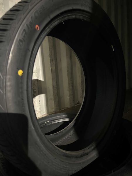 Нови Всесезонни Гуми Arivo A/S 245/40R18 97W XL БОРД 2454018