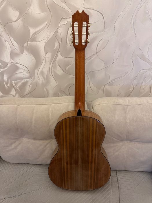 Продам испанскую гитару