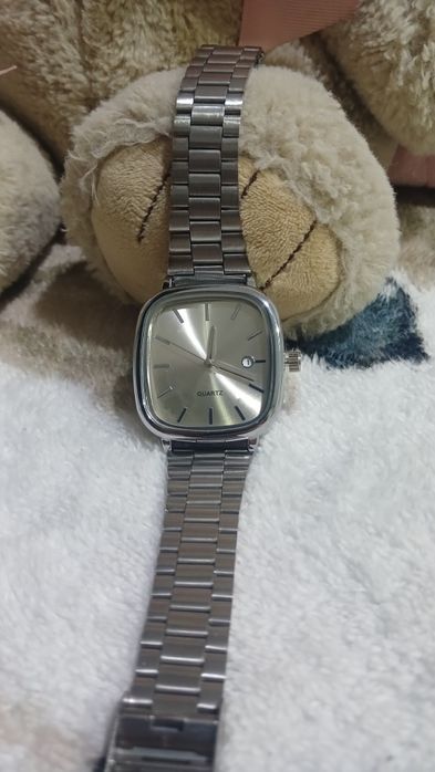 Белые Часы Quartz