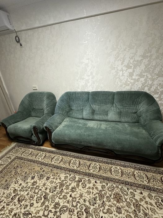 Продам мягкий уголок 3,2,1