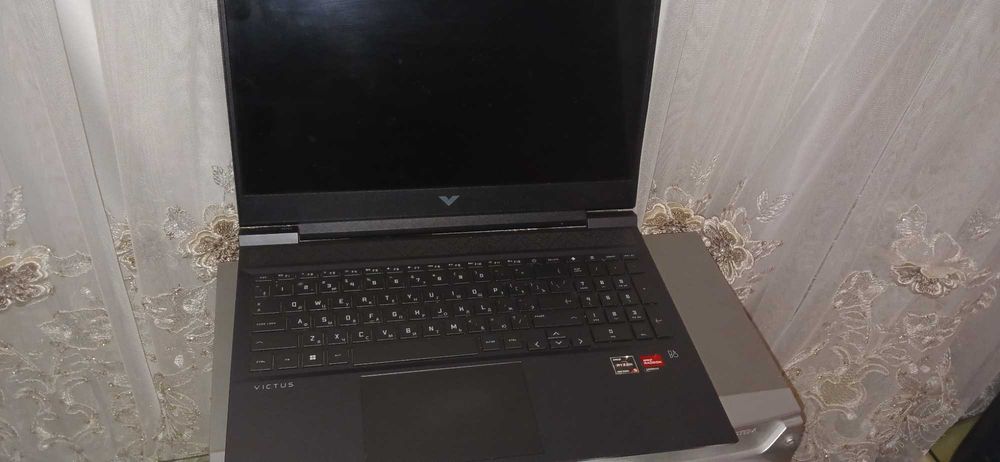 HP Victus 16 AMD