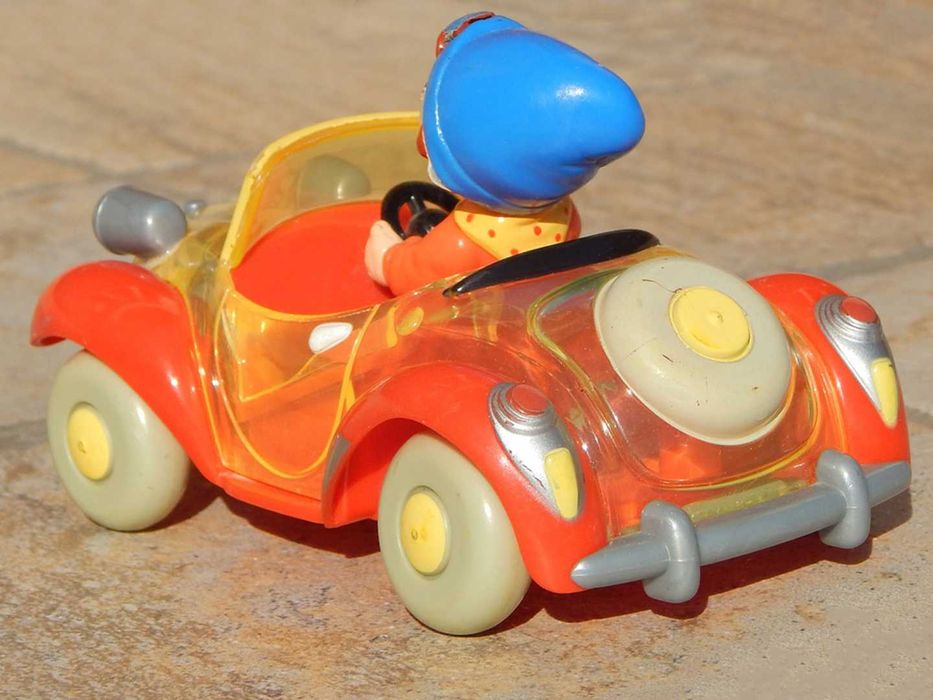 Jucarie masinuta epoca BonBon Buddies "Noddy and his car" Franta 2003