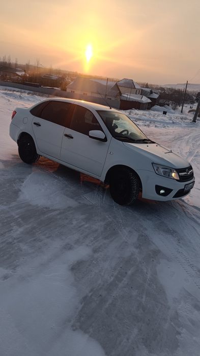 Продам автомобиль лада гранта