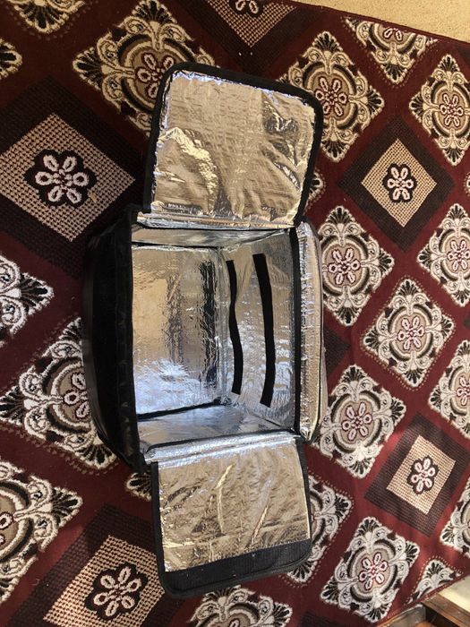 Сотилади сумка для доставку