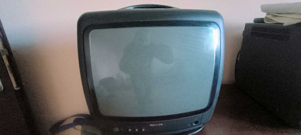 телевизори Сони,Филипс