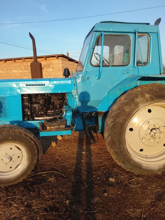 Трактор Беларусь-80 +пресс подборщик