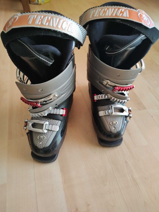 Ски обувки Salomon и Tecnica