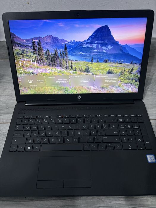 Se vinde laptop Hp i3
