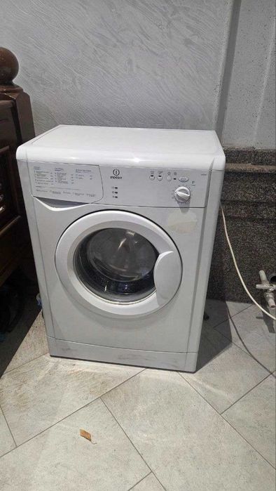 Стиральная машина Indesit Б/У