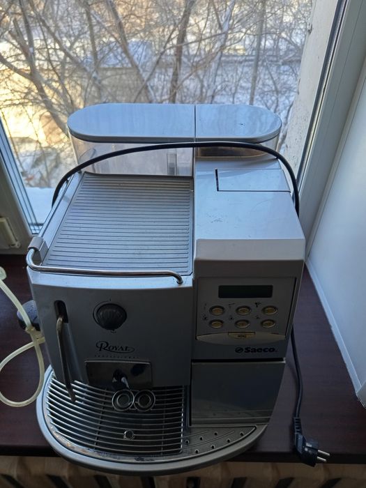 Продам кофе машину афт