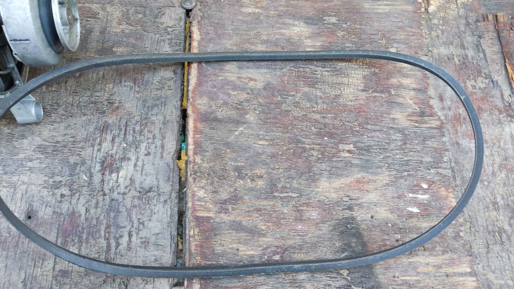 Продам мотор от стиральной машины , candy