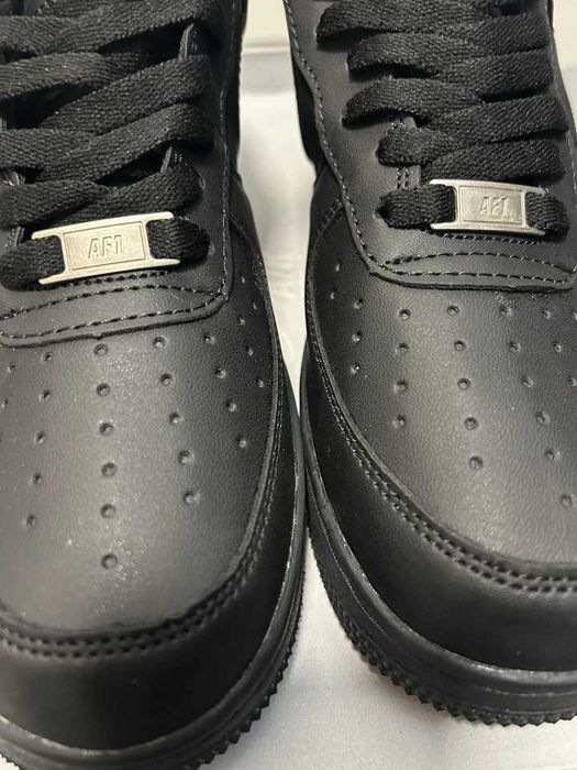 Nike Air Force 1 Black (36-47)