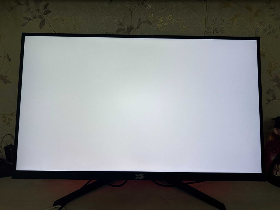 27" X-Game Crimson X White 180Hz