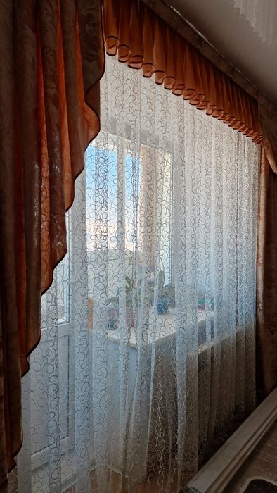 Продаются шторы в комплекте