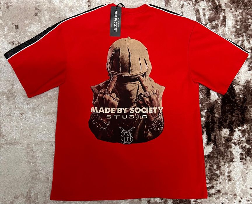 Vând compleu nou de bărbați Made by Society