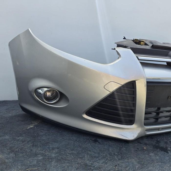 Bara fata completa Ford Focus 3