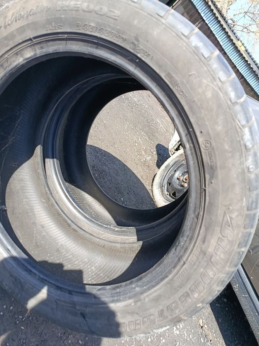 Два балона бриджстоун на 17