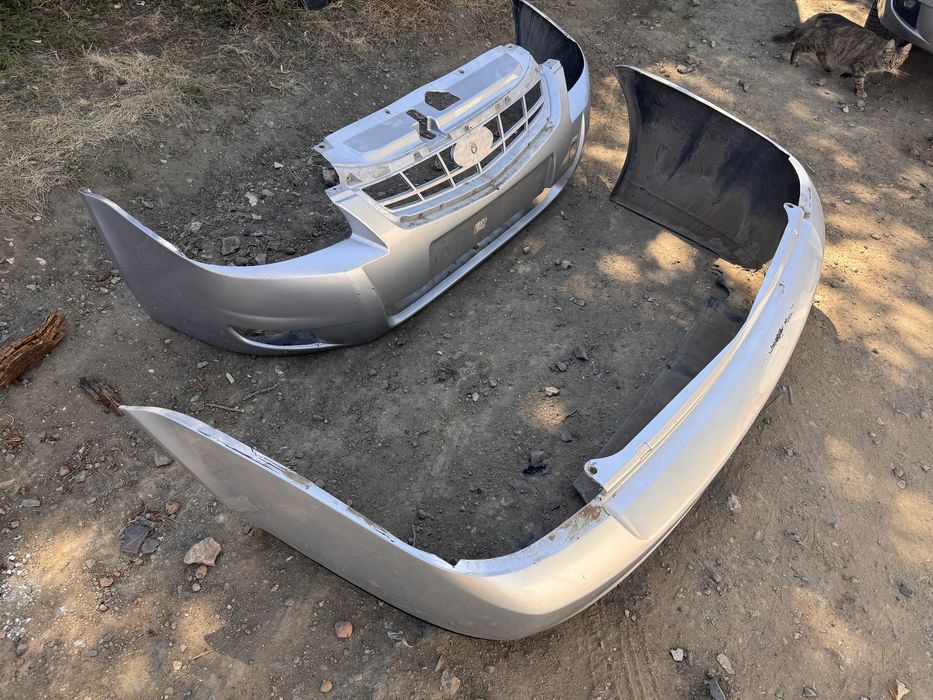 Продам бампер на приору