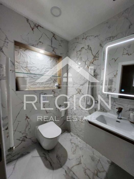 Дава се под наем Тристаен апартамент в Варна, Бриз - 93 кв.м за 2000 € - Снимка #12